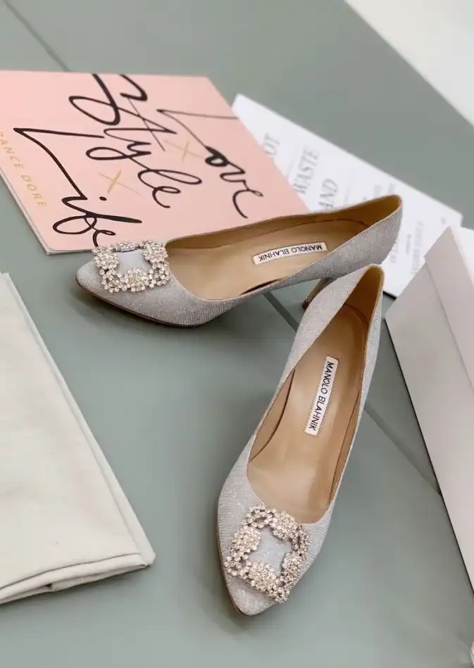 hype Manolo Blahnik High Heels