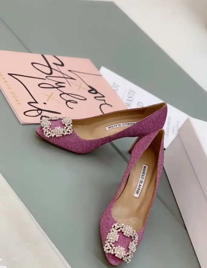 hype Manolo Blahnik High Heels