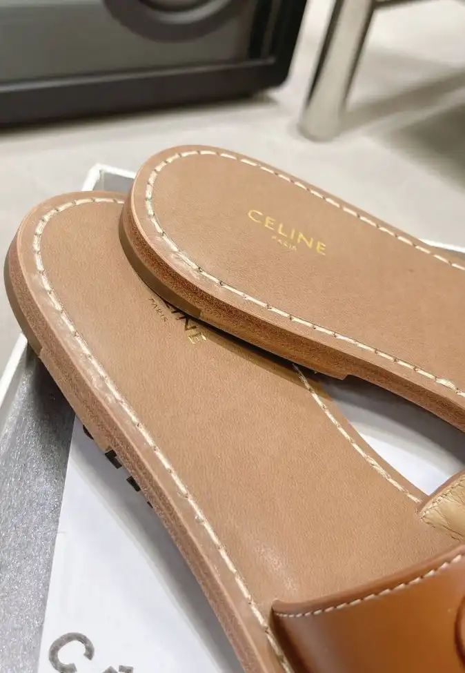 hype Celine Slippers