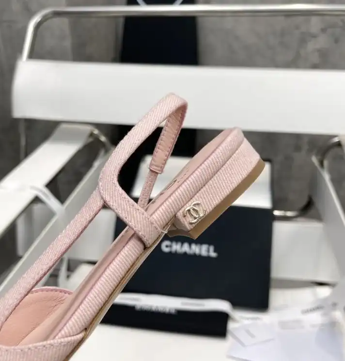 hype Chanel High Heels