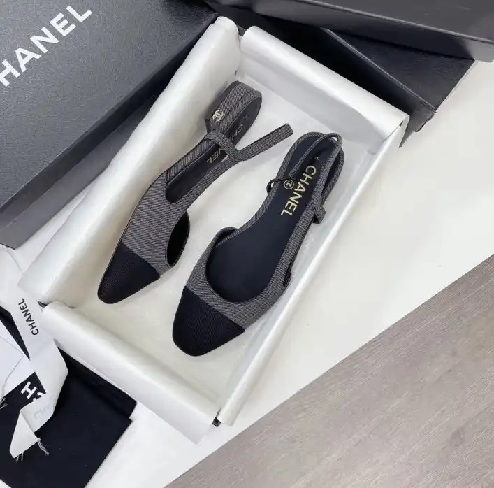 hype Chanel High Heels