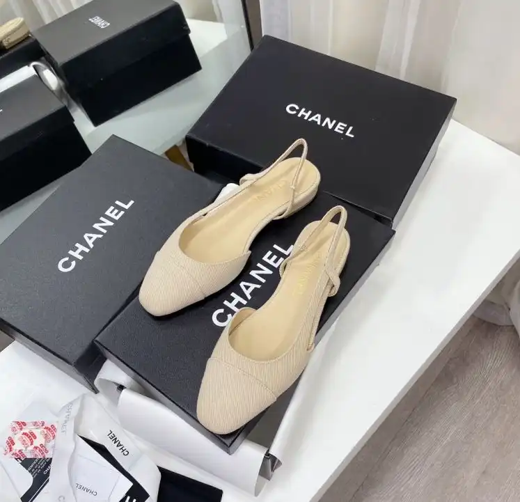 hype Chanel High Heels