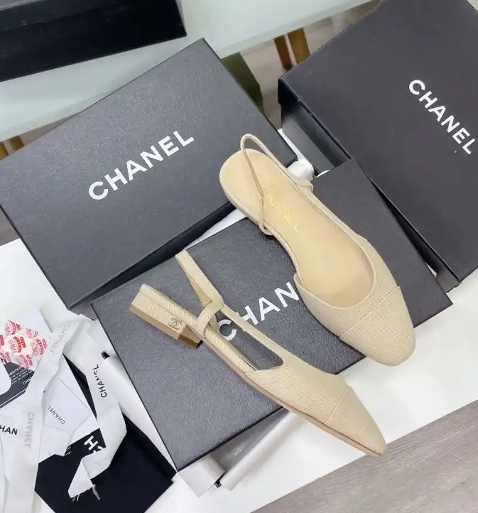 hype Chanel High Heels