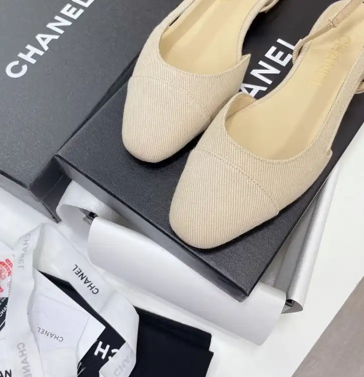 hype Chanel High Heels