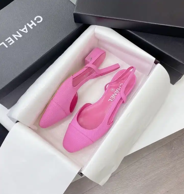 hype Chanel High Heels