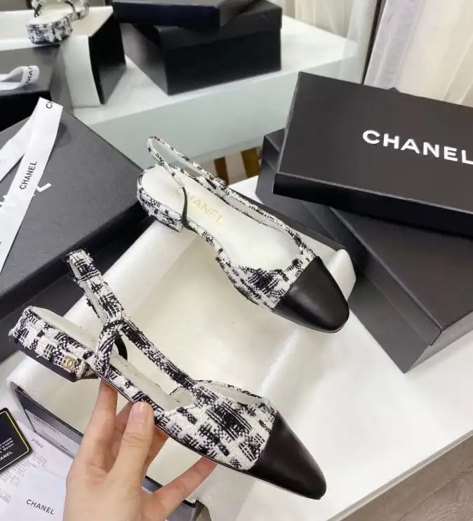 hype Chanel High Heels