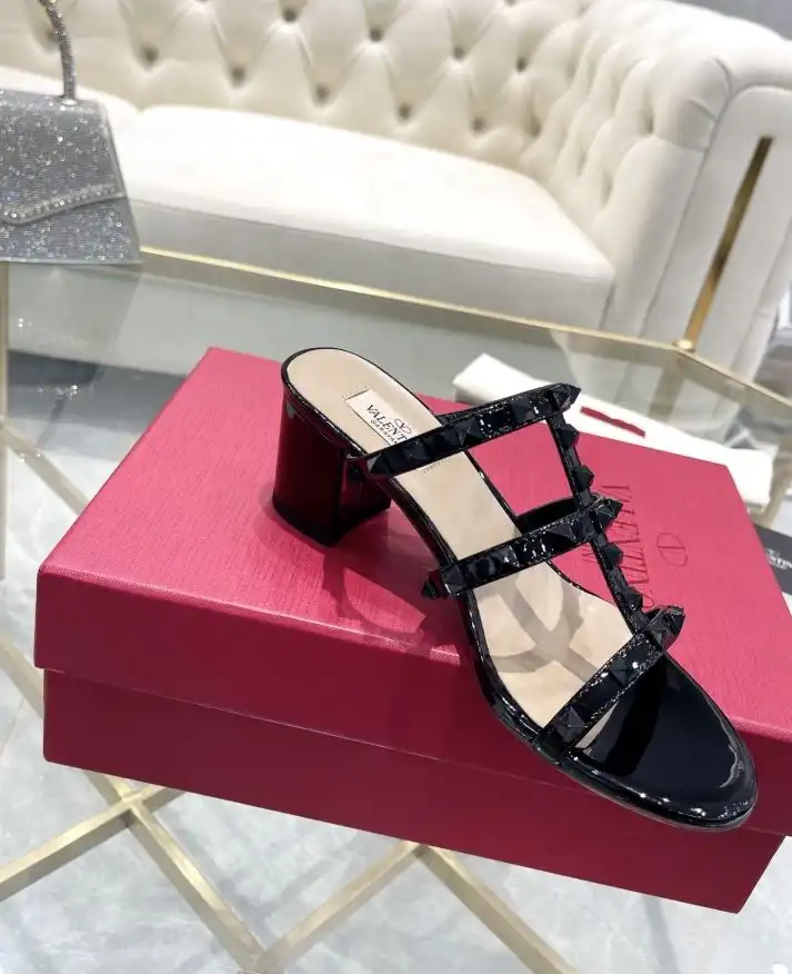 hype Valentino High Heels