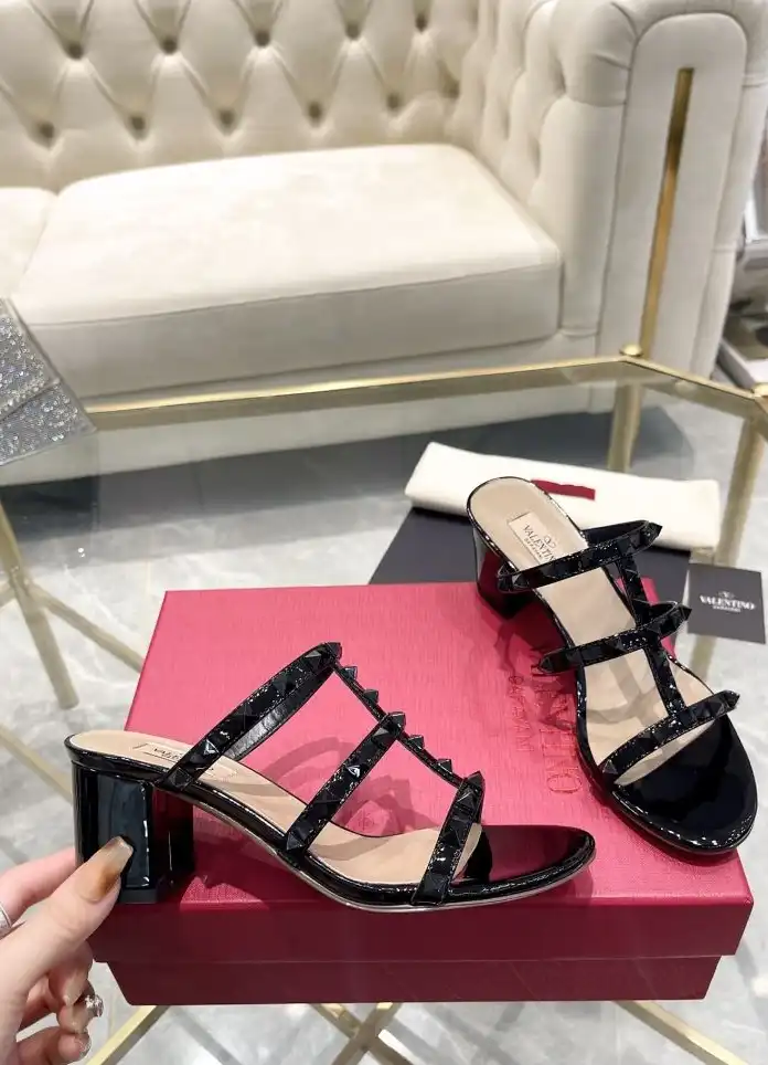 hype Valentino High Heels