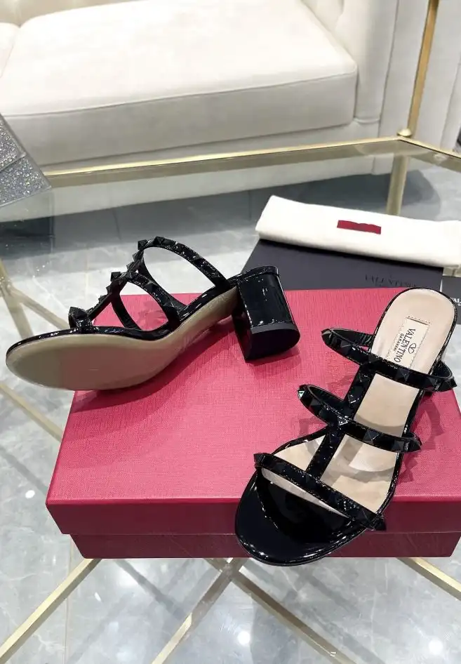 hype Valentino High Heels