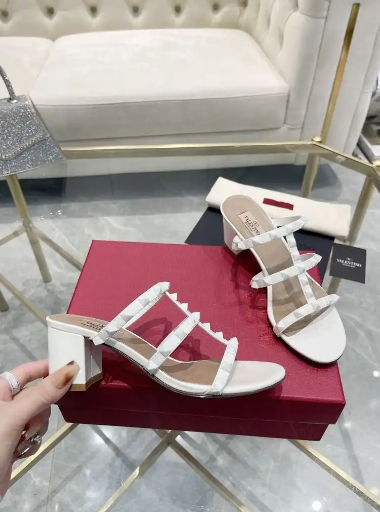 hype Valentino High Heels