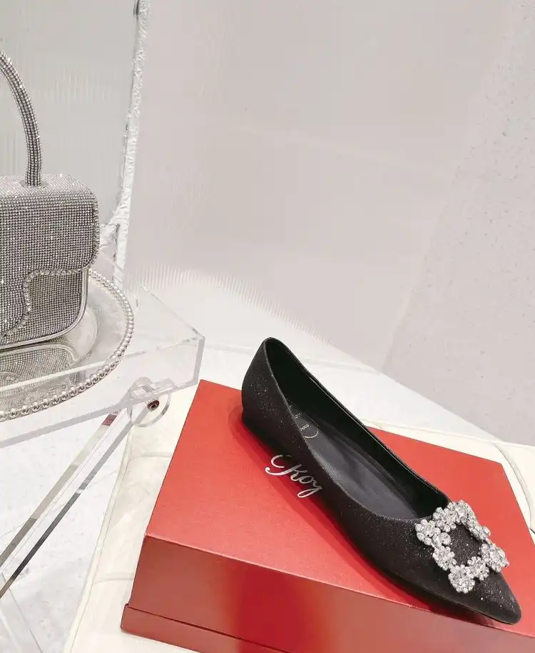 hype Roger Vivier flat shoes