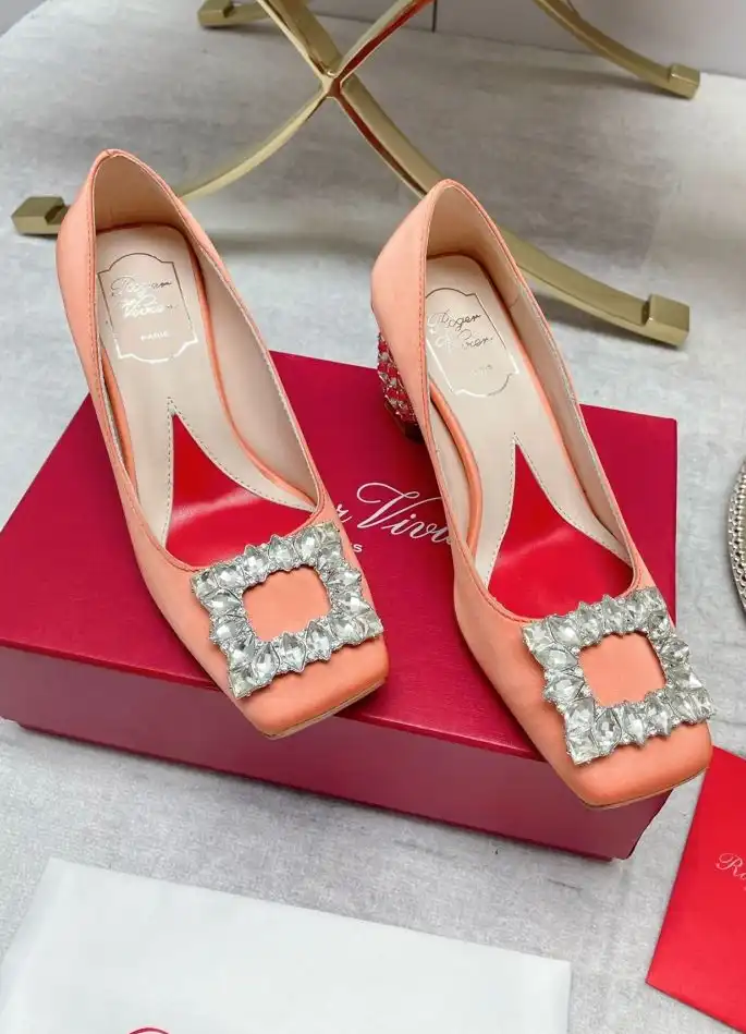 hype Roger Vivier flat shoes