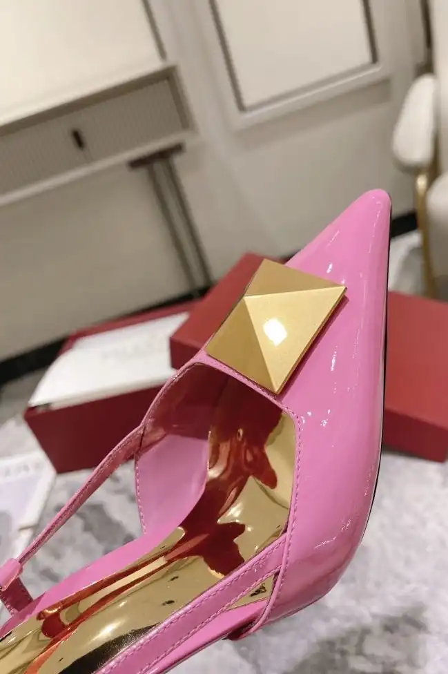 hype Valentino High Heels