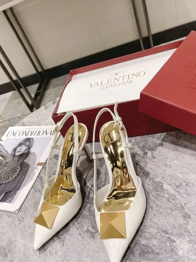 hype Valentino High Heels