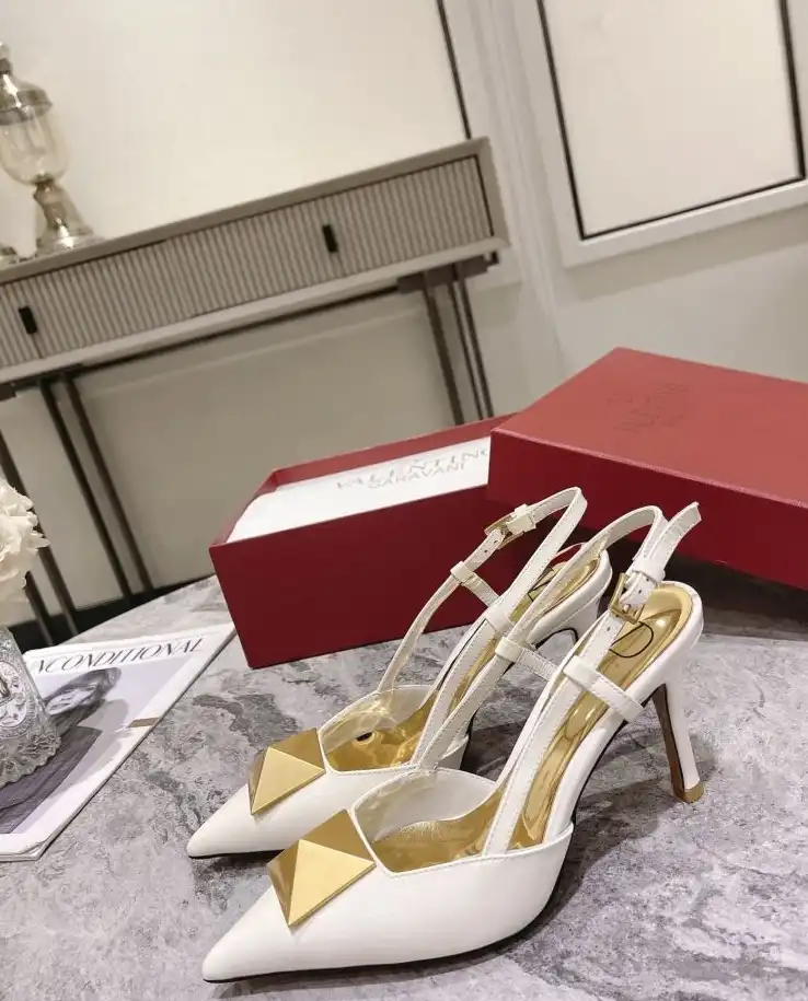 hype Valentino High Heels