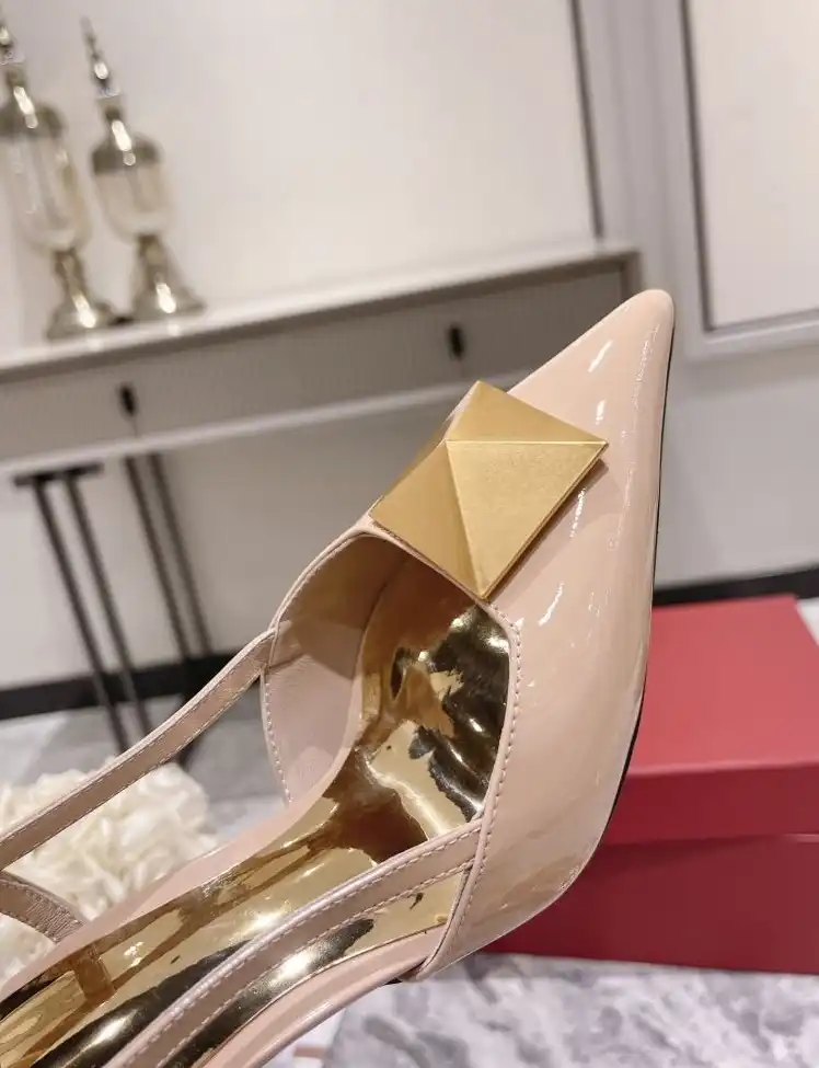 hype Valentino High Heels