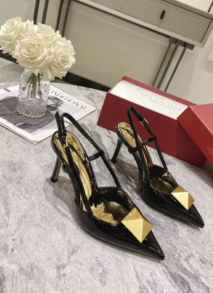 hype Valentino High Heels