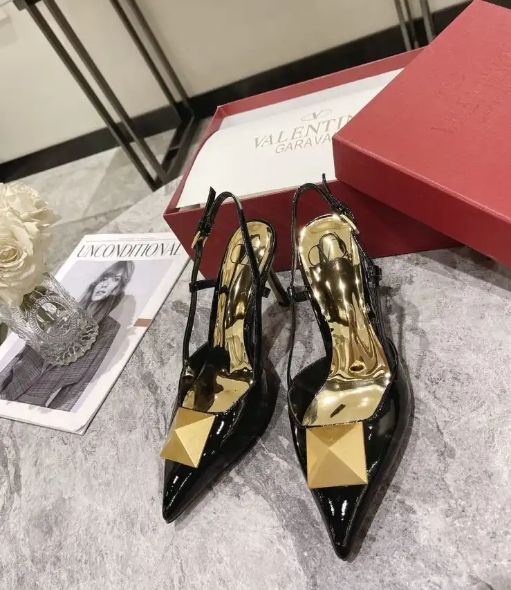 hype Valentino High Heels