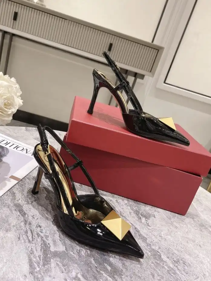 hype Valentino High Heels