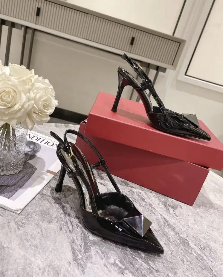 hype Valentino High Heels