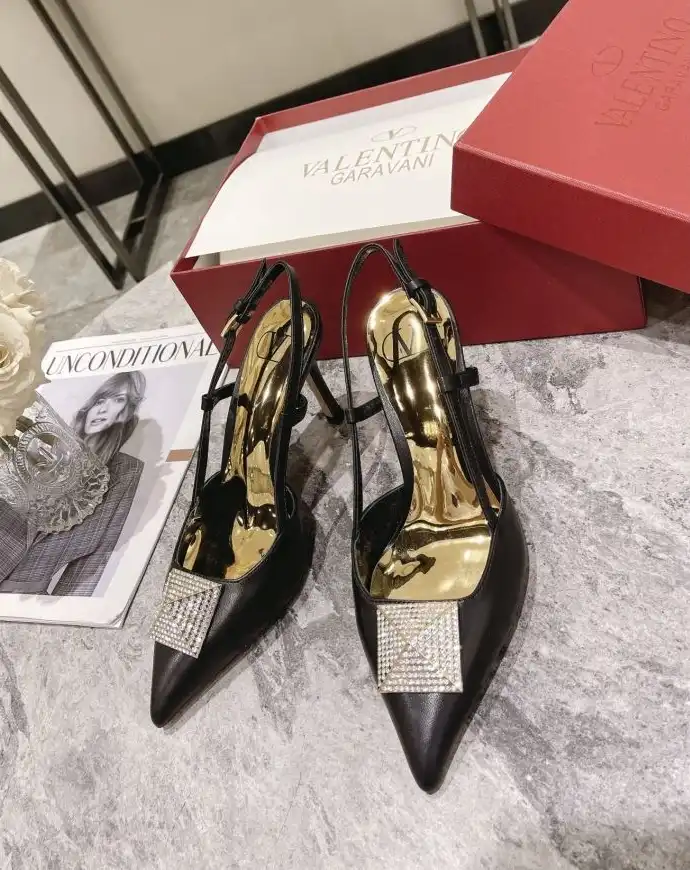 hype Valentino High Heels