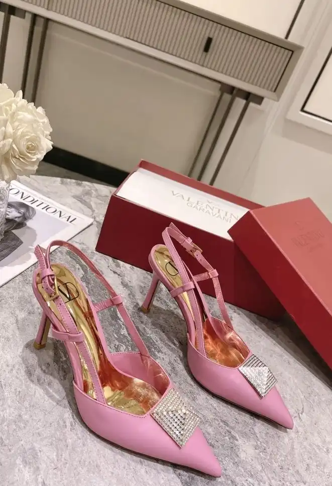 hype Valentino High Heels