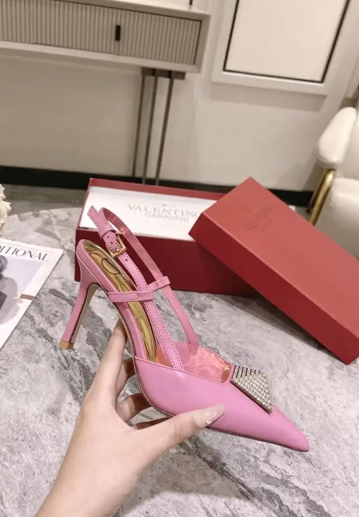 hype Valentino High Heels