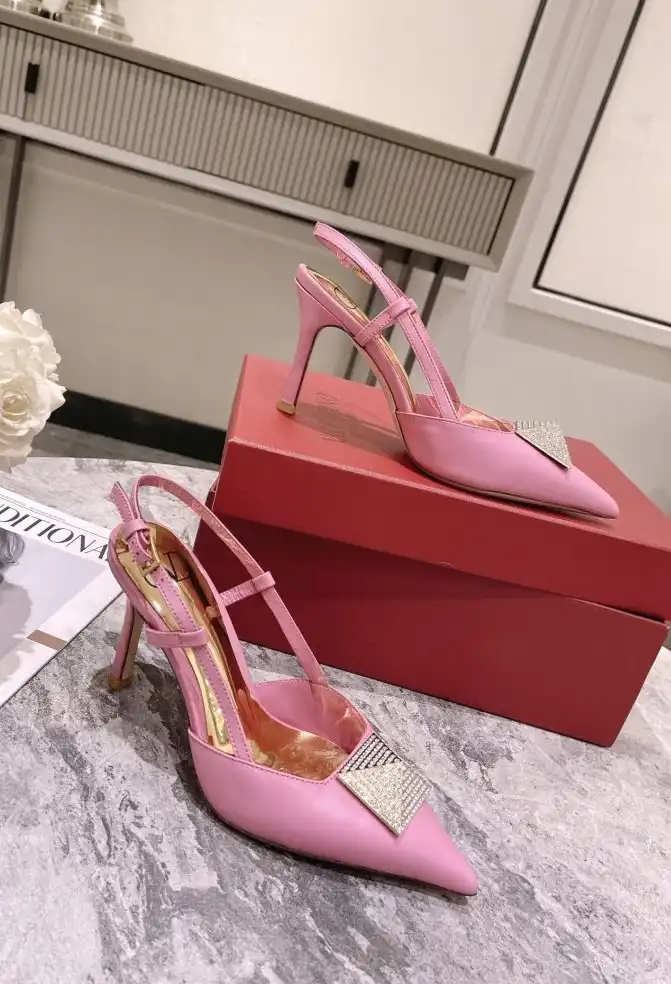 hype Valentino High Heels