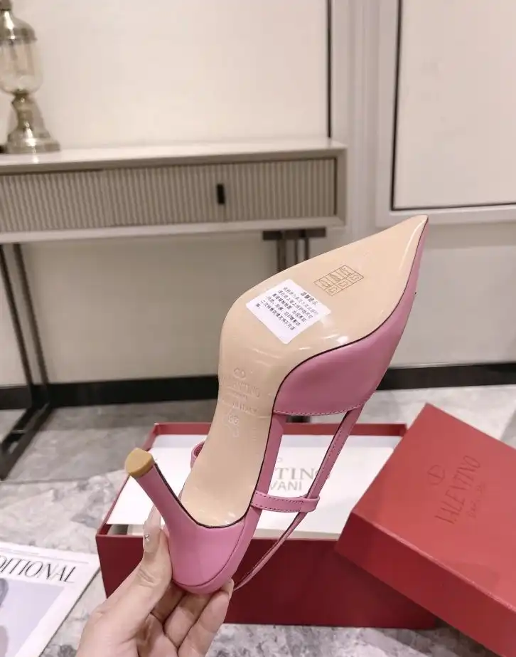 hype Valentino High Heels