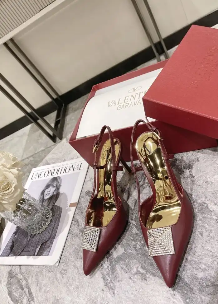 hype Valentino High Heels