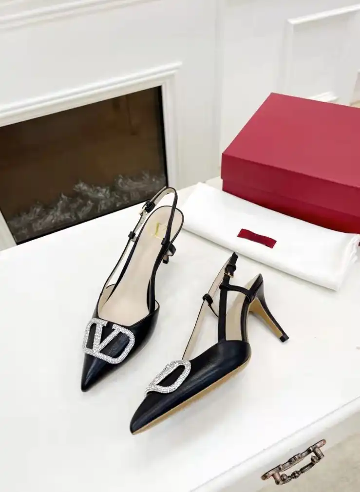 hype Valentino High Heels