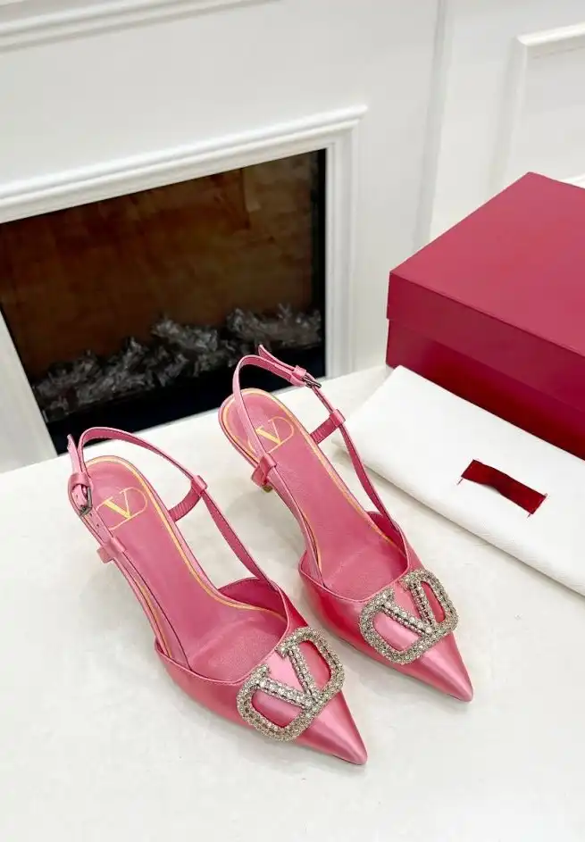 hype Valentino High Heels