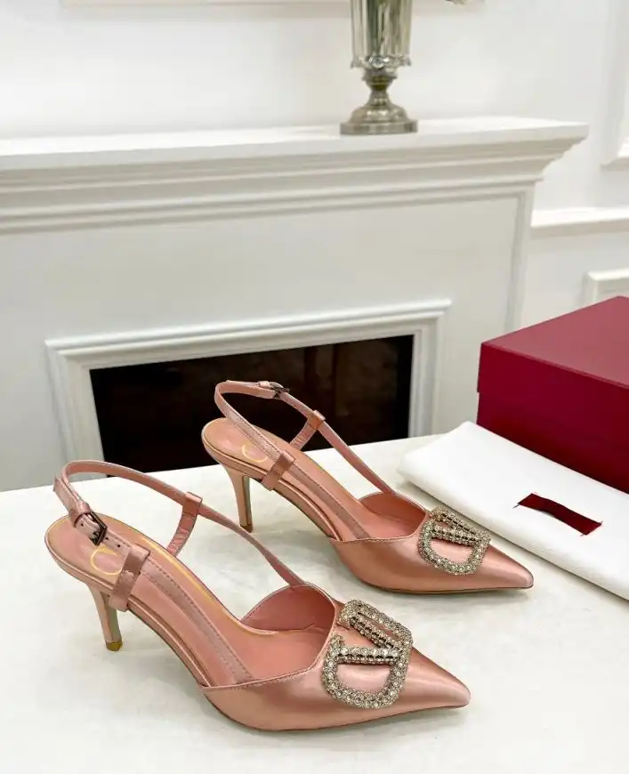 hype Valentino High Heels