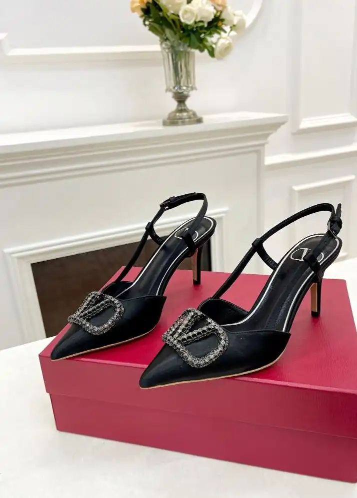 hype Valentino High Heels