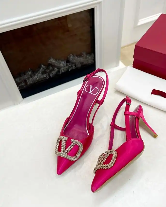 hype Valentino High Heels