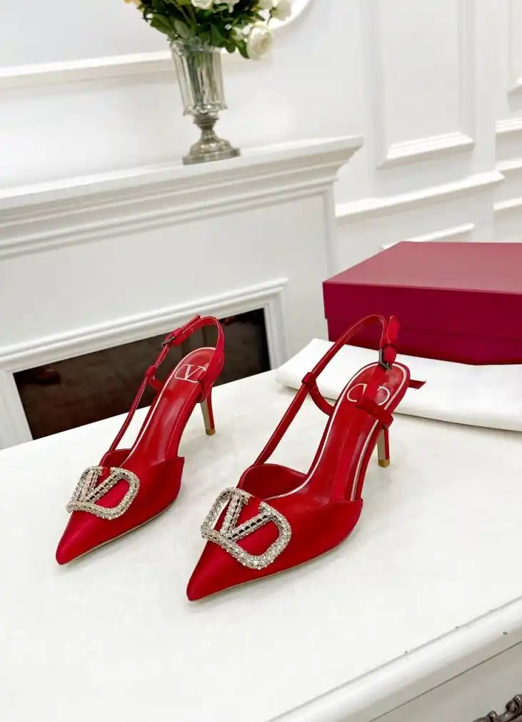 hype Valentino High Heels