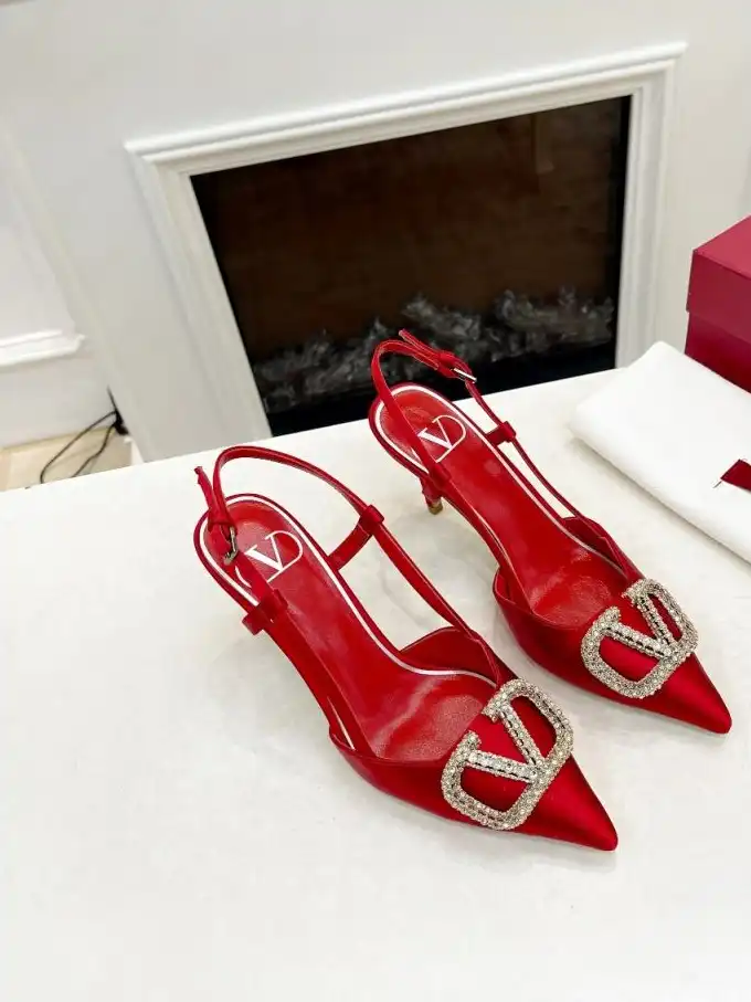 hype Valentino High Heels