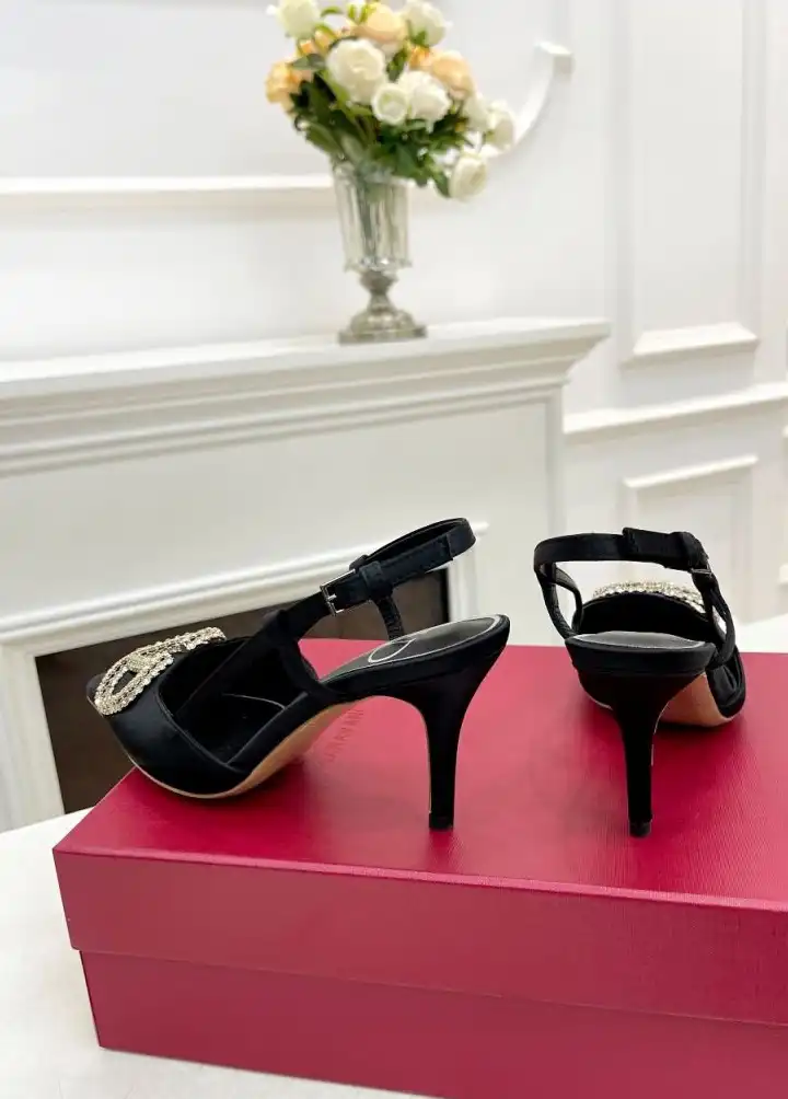 hype Valentino High Heels