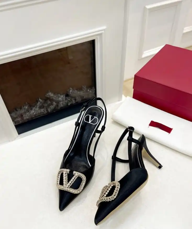 hype Valentino High Heels