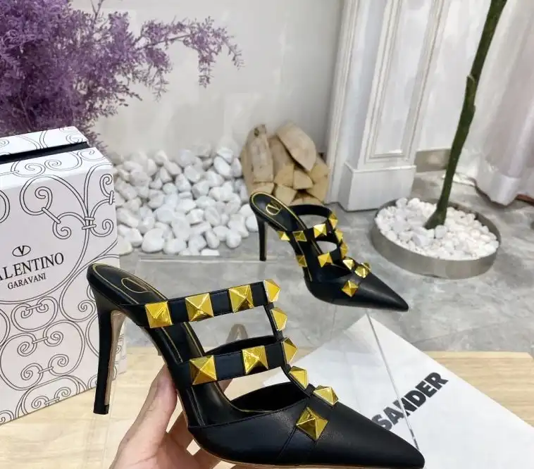 hype Valentino High Heels