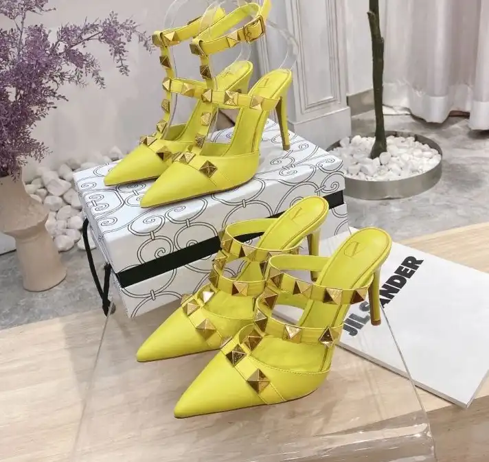 hype Valentino High Heels