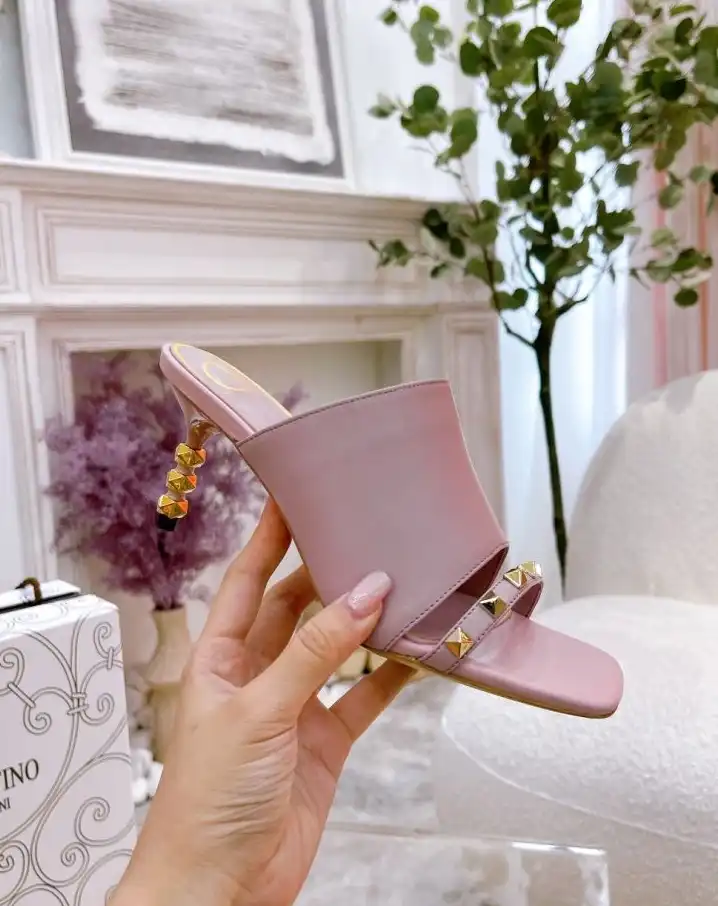 hype Valentino High Heels