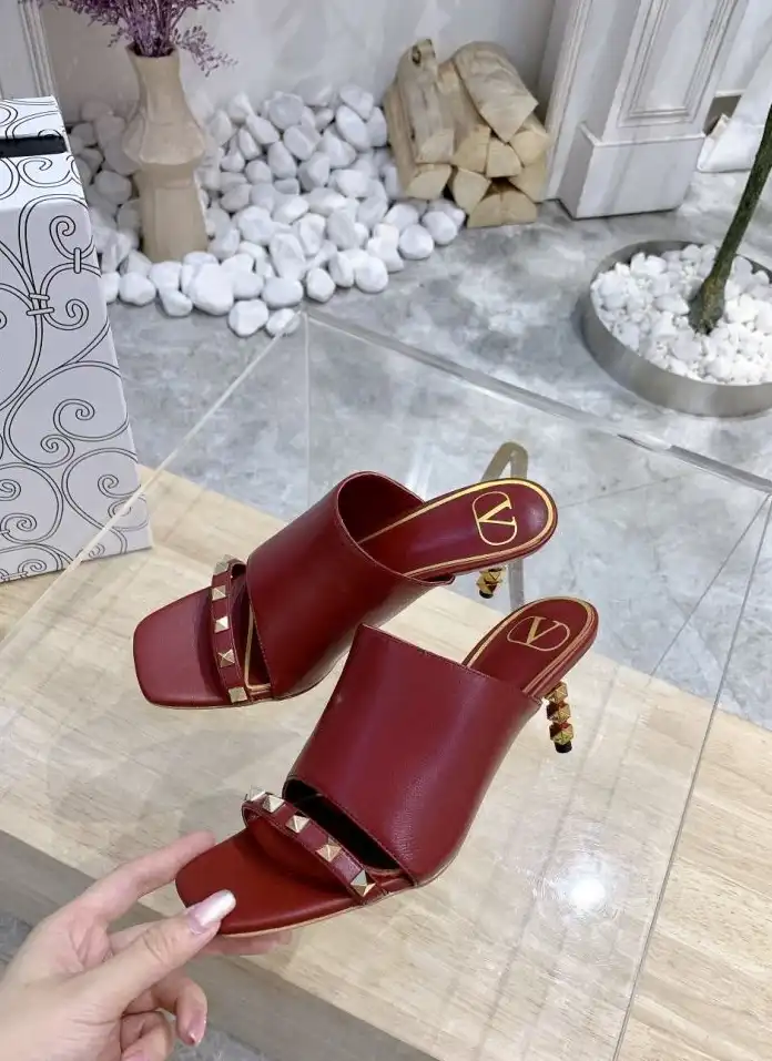 hype Valentino High Heels