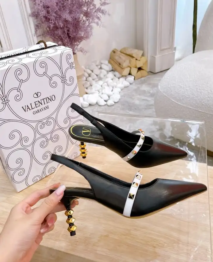 hype Valentino High Heels