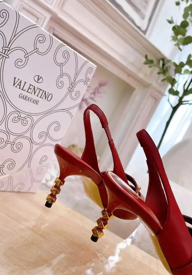 hype Valentino High Heels