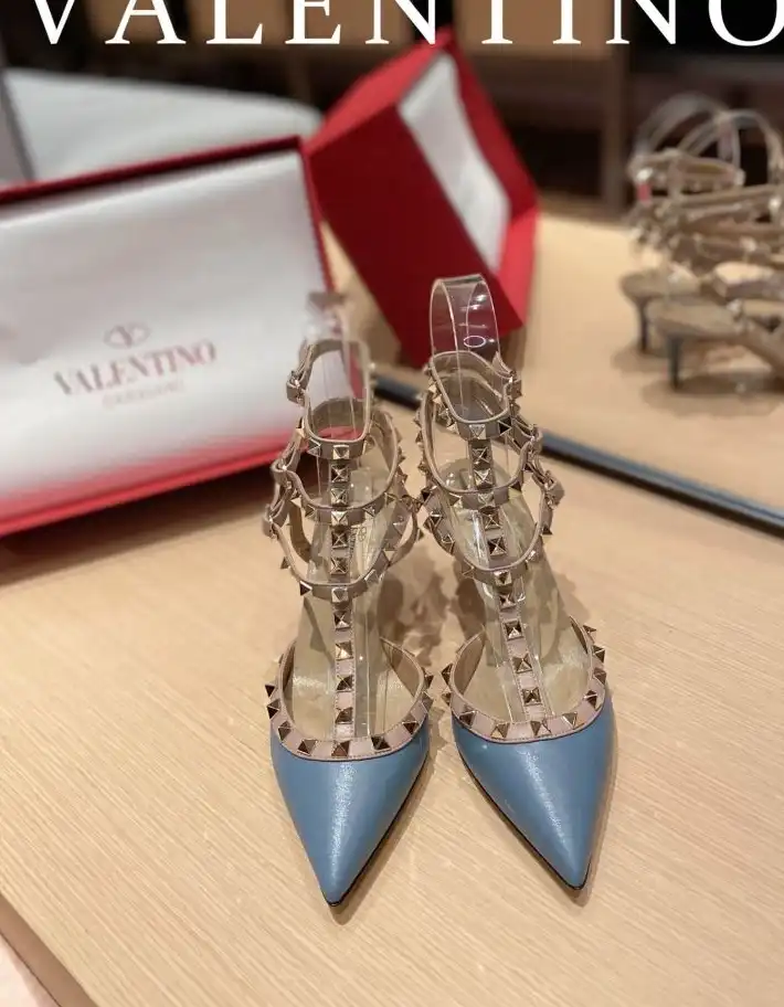 hype Valentino High Heels