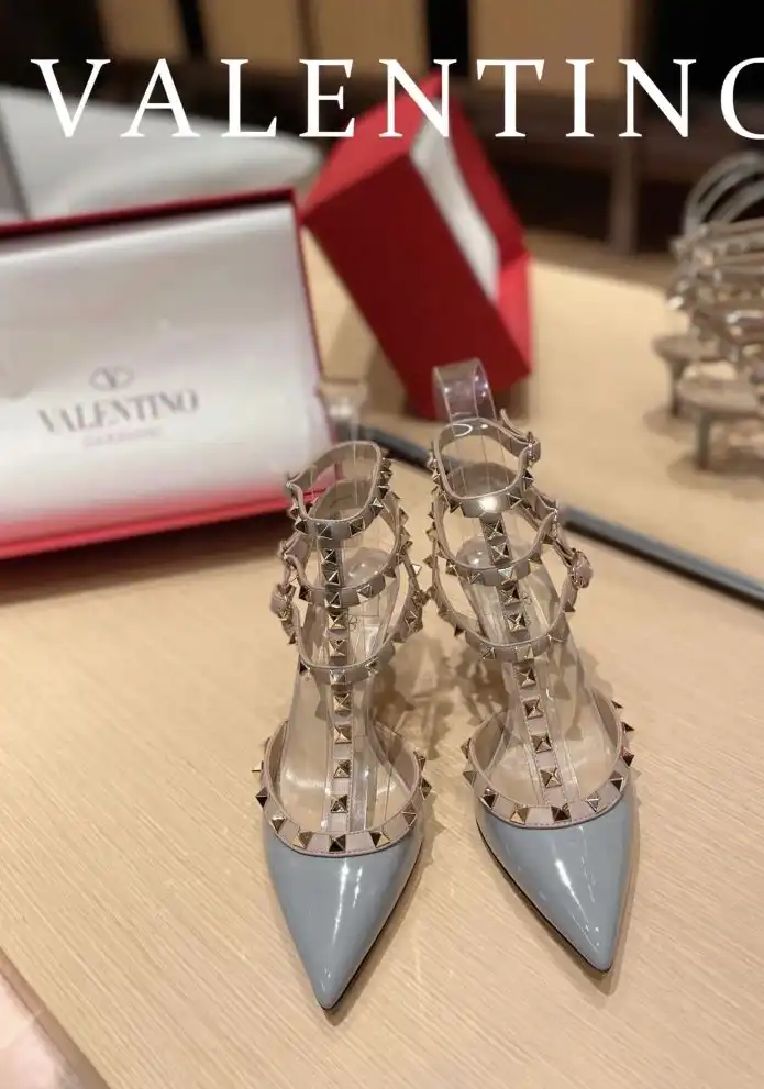 hype Valentino High Heels