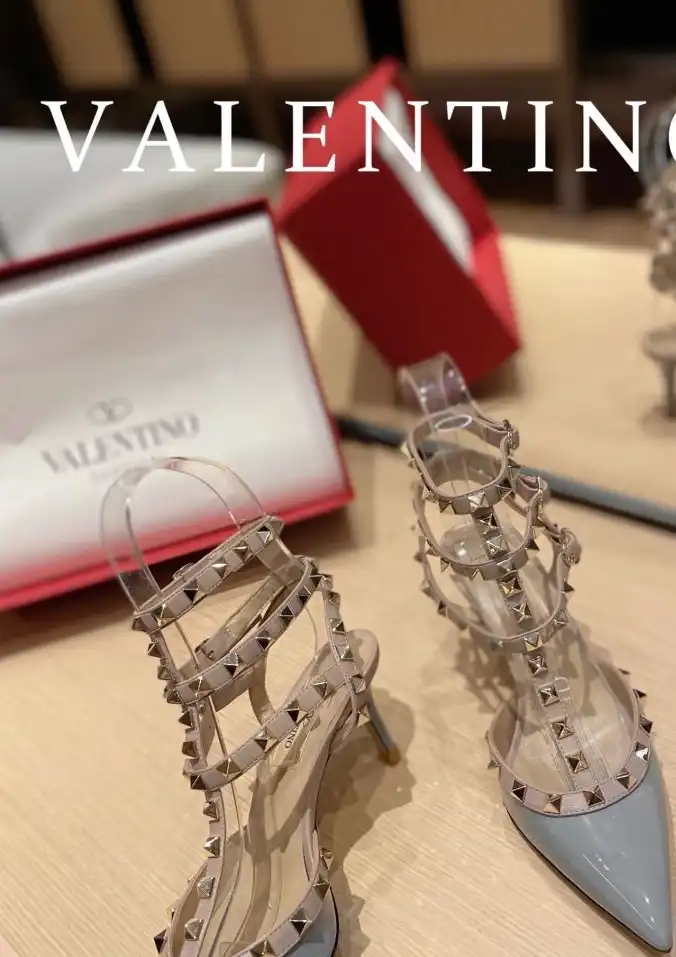 hype Valentino High Heels