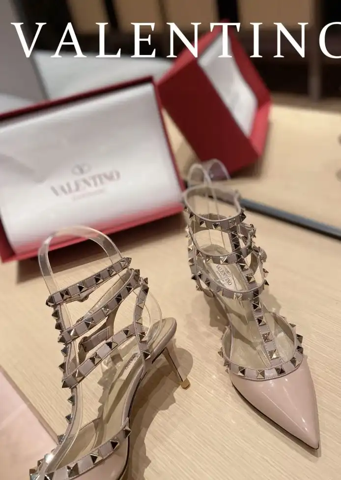 hype Valentino High Heels