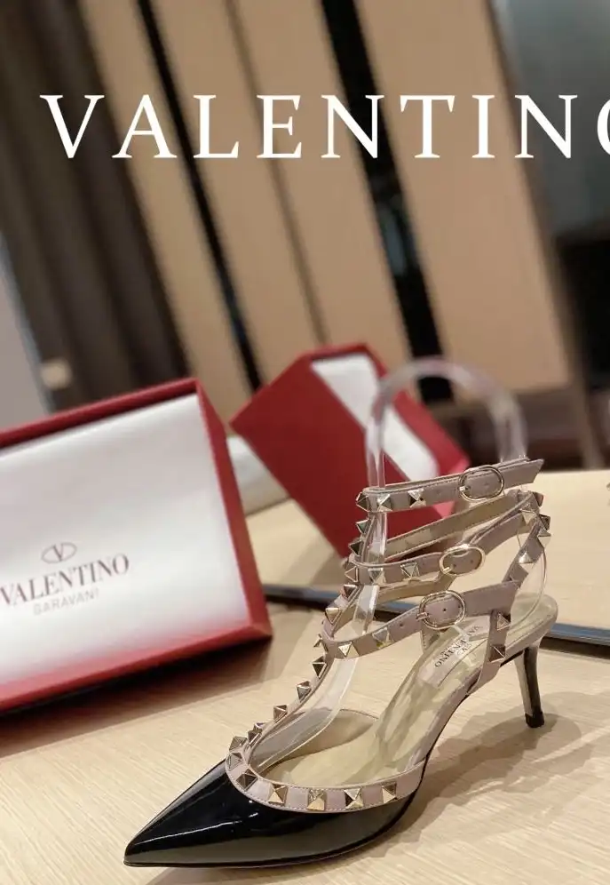 hype Valentino High Heels